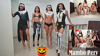 Orgi Halloween dengan Seks Kelompok Terbalik dan Bermain Anal